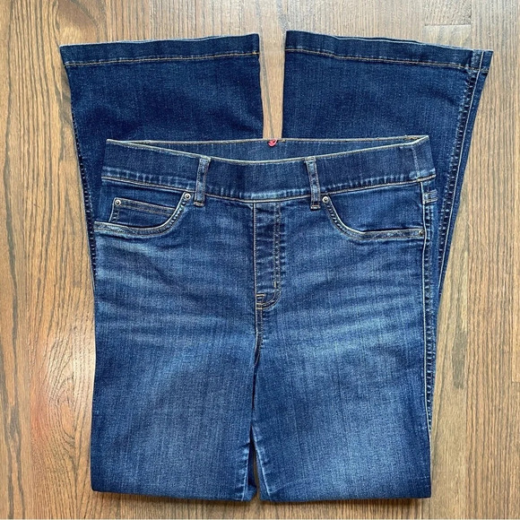 Spanx Wide Leg Jeans in Midnight Shade size Large - Picture 5 of 15